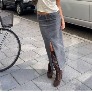 Denim Skirt Midi Washed Grey